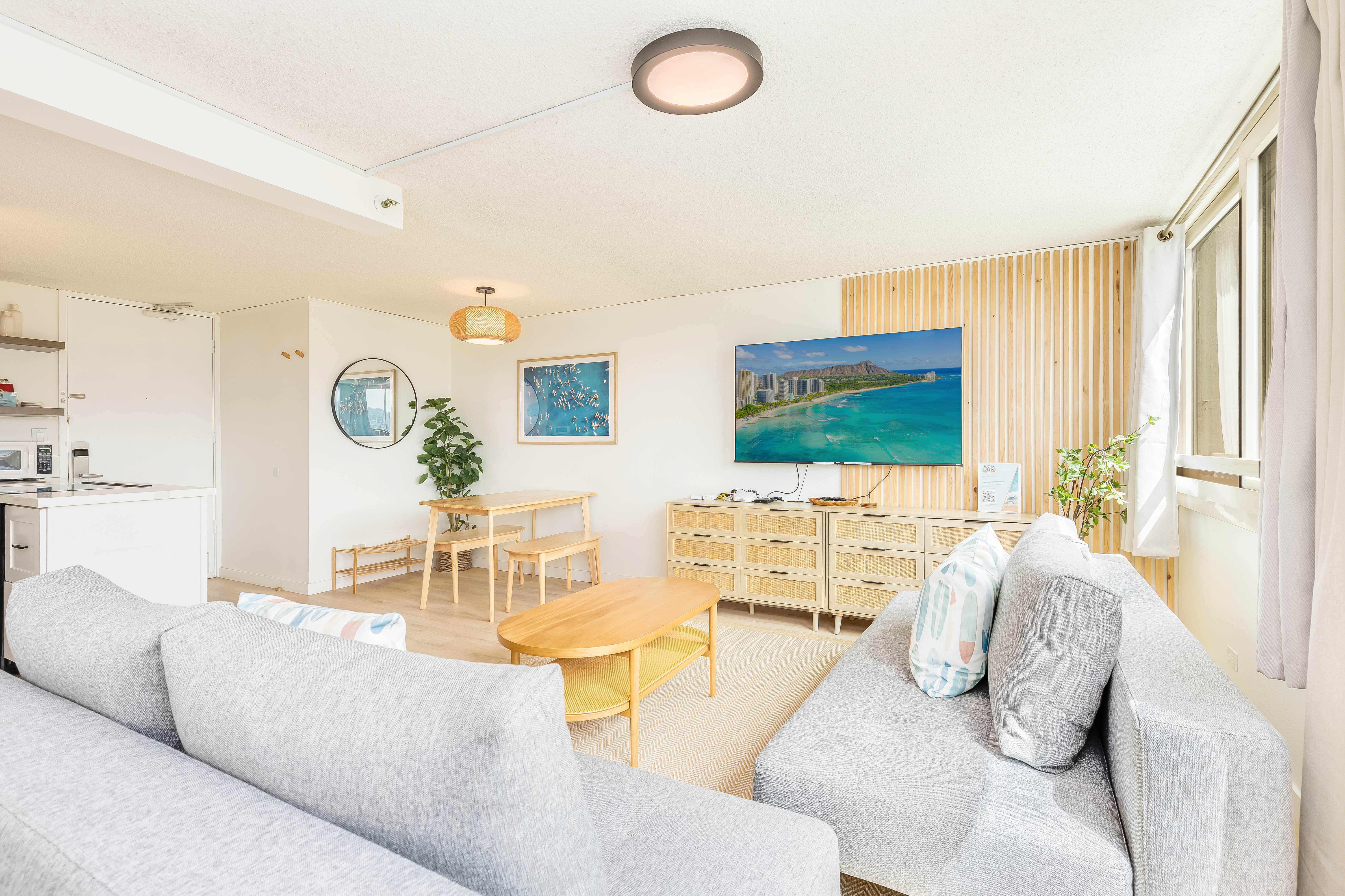 Golf Course & Mt Renovated Condo At Island Colony & Spectacular Amenities - Honolulu