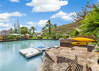 Hawaii Kai Home with direct access to the Marina