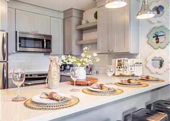 リスト内の次のコンドミニアムを見る