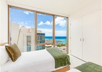 ハワイのスカイアラモアナのコンドミニアム予約。HIS/LeaLeaの