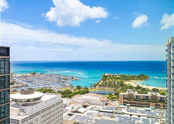 このコンドミニアム／一軒家の詳細ページを見る