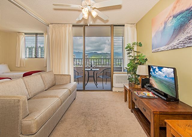 Royal Kuhio City 1 Bdr On The 24th Floor Waikiki Condos