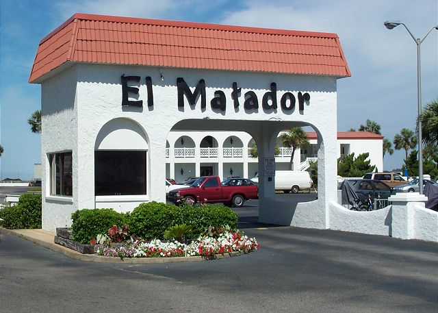 El Matador 142 By Alicia Hollis Rentals FREE TIX $300/Day Value