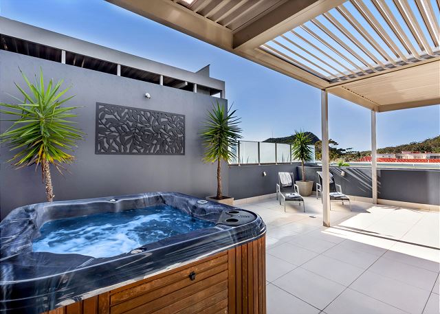 Aura Apartments, Unit 13/59  Shoal Bay Road