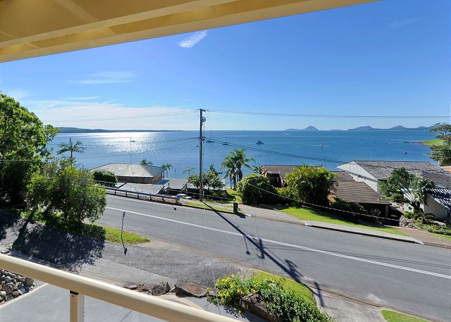 Soldiers Point Road, 50