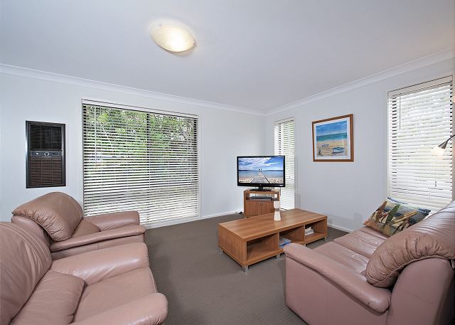 Beach House, 5 Gretel Close