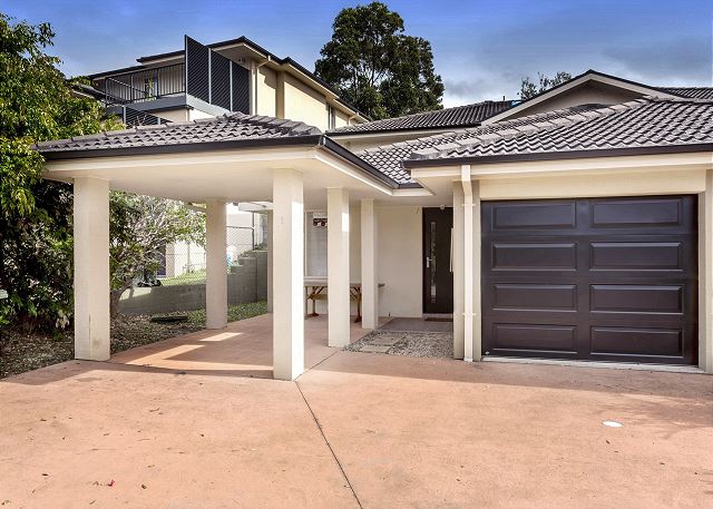 Alida Close, 1 Lagoons Estate
