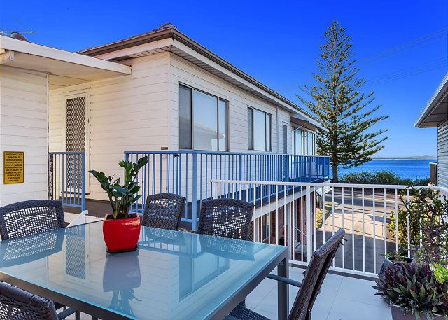 Moana Blue, Unit 3/87 Shoal Bay Road