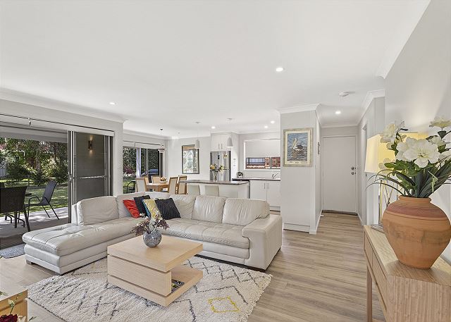 A Homely House, 6 Mistral Close