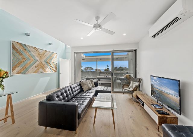 Woolgoolga Executive Apartment Unit 2 Beach Street 51
