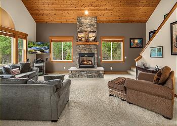 Cascade Pines: