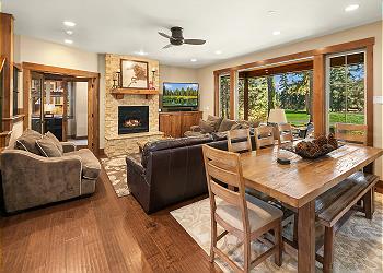 Sunset Haven: 