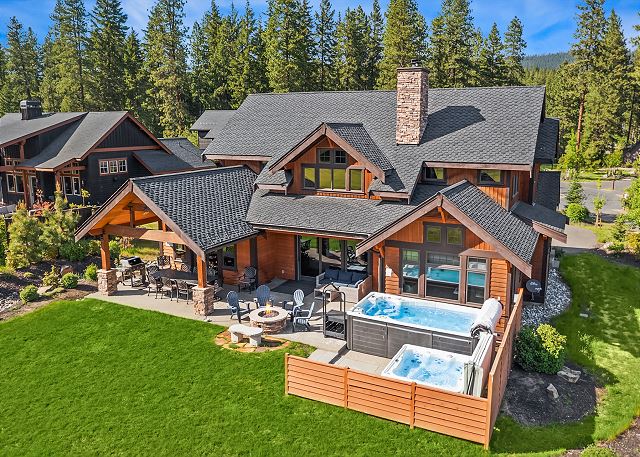 Swiftwater Lodge | All Seasons Vacations Vacation Rental