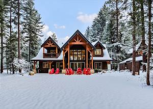 Exterior in Snow with lighting