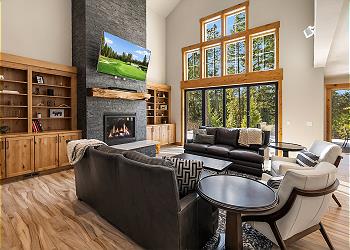 Crooked Pine | All Seasons Vacations Vacation Rental