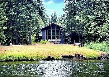 River Rocks Lodge: