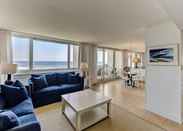 1190 Beach Walker