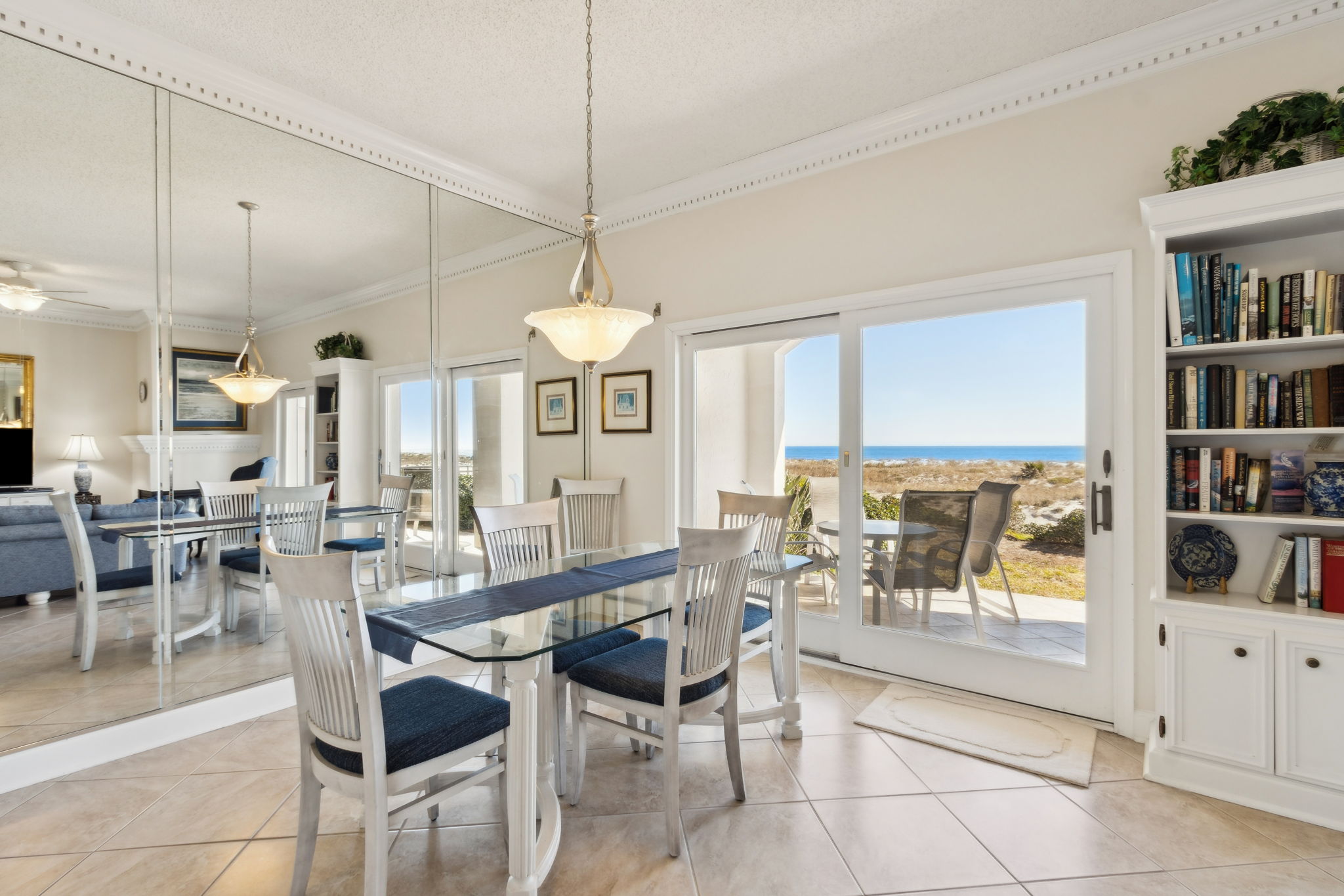 5032 Outrigger | Photo 3