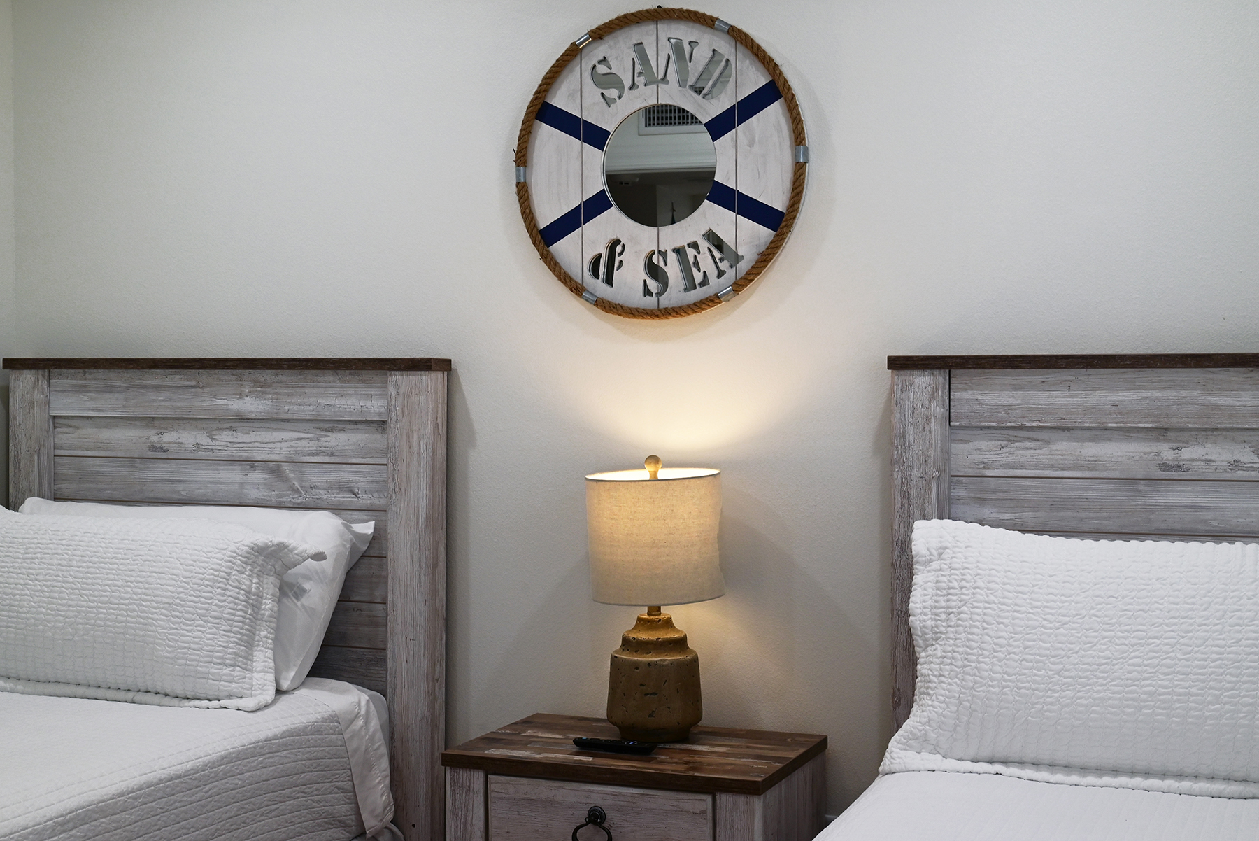 Twin bedroom