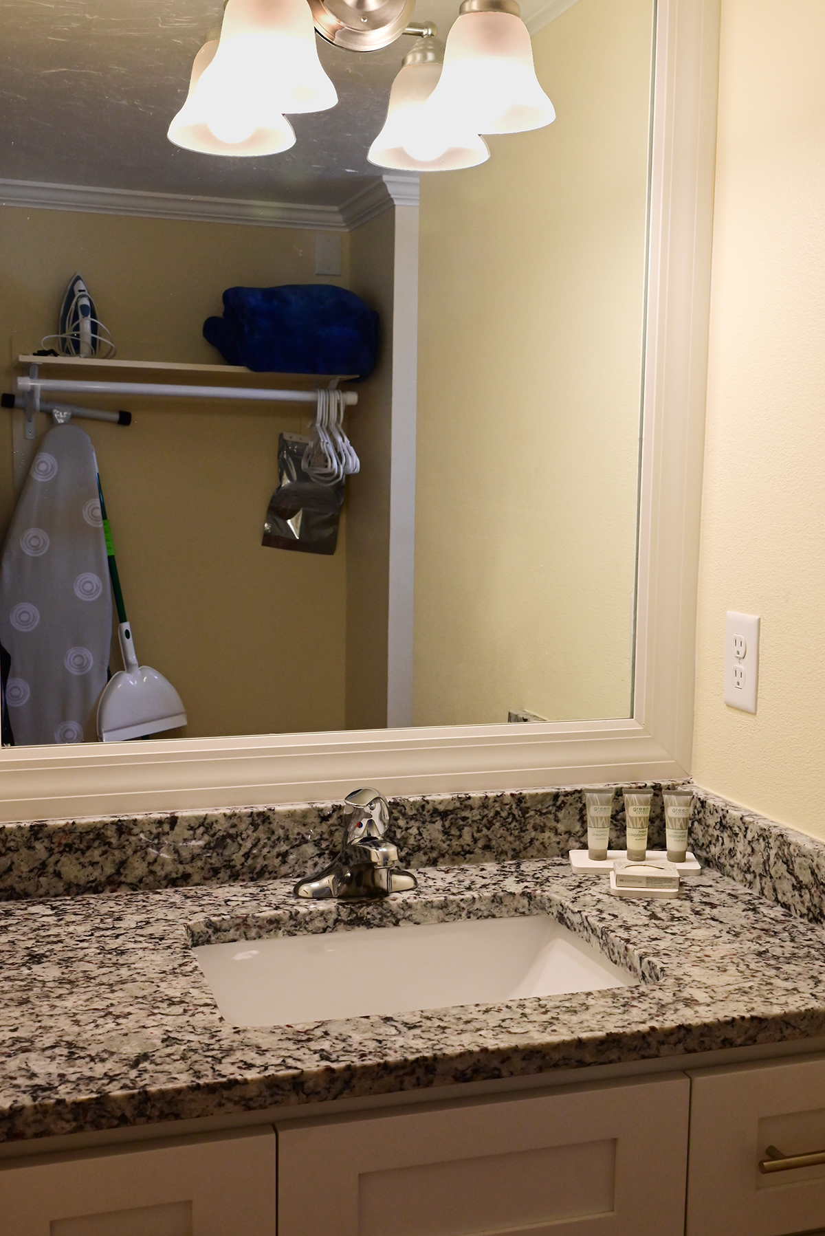 Bathroom Vanity