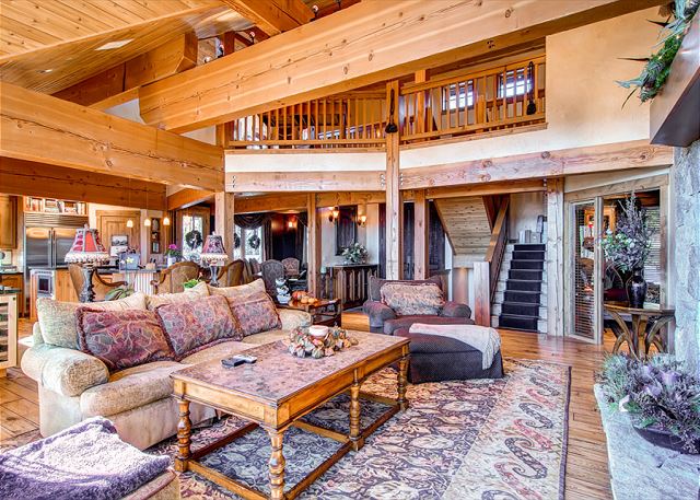 Three Peaks Mountain Lodge 3