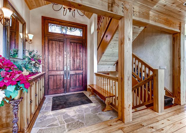 Three Peaks Mountain Lodge 5