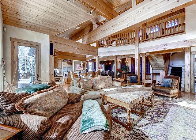 Three Peaks Mountain Lodge 4