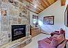 double-eagle-17-bedroom-1.den