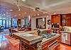dv605-kitchen-2