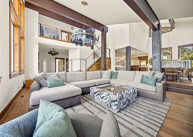 7700 Sterling Drive