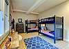 sterling-lodge-101-bedroom-3.1