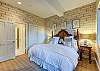 sterling-lodge-101-bedroom-2.4