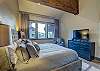 sterling-lodge-101-bedroom-1.2