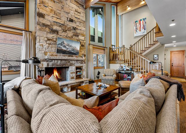 Trailside #6 - Ski-in/Ski Out Townhome in Silver Lake DV