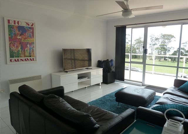 Central Location with Fabulous Sea Views