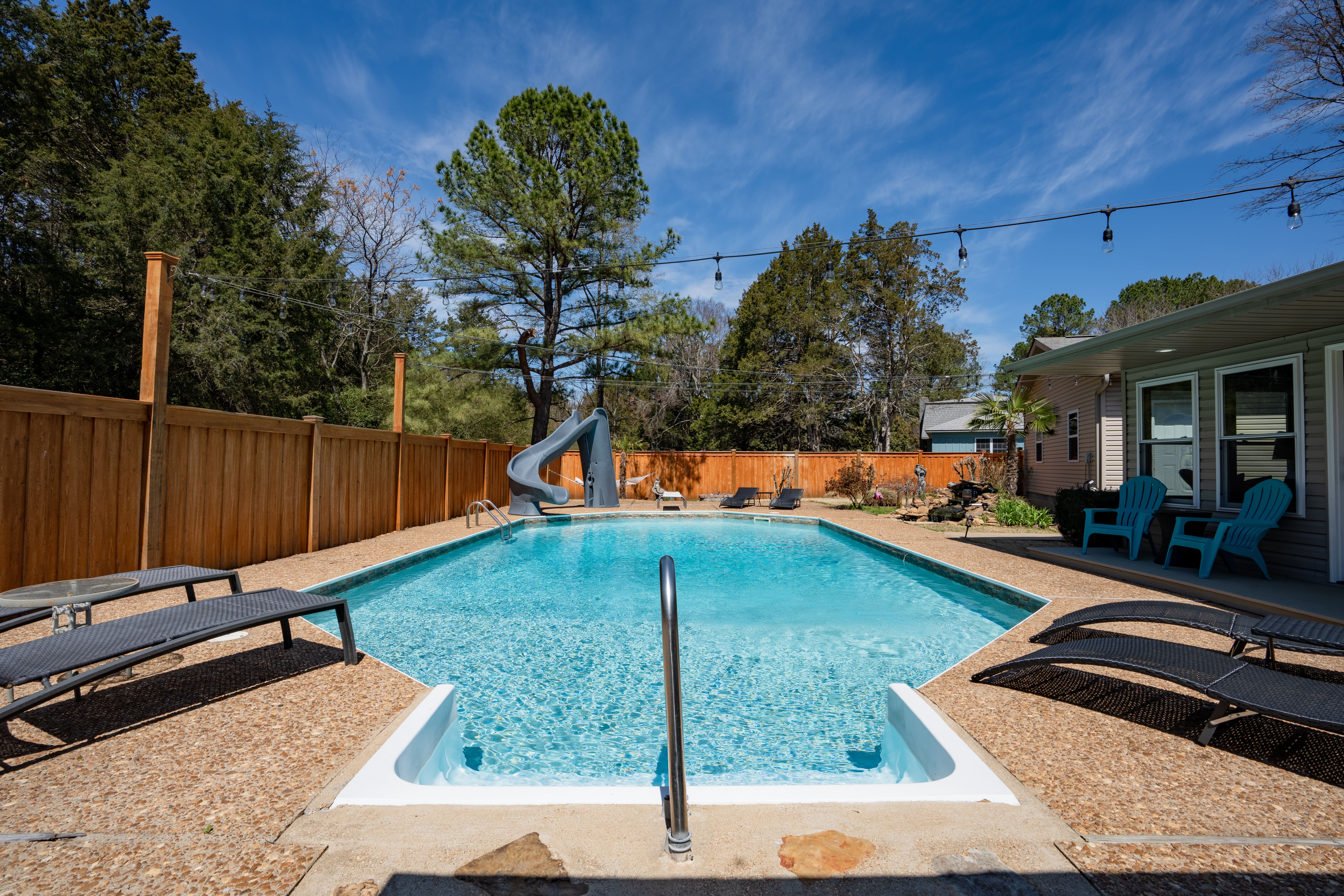 Heated Pool And Private Path To Sandy Beach - Stunning Relaxation Oasis - Heber Springs, AR