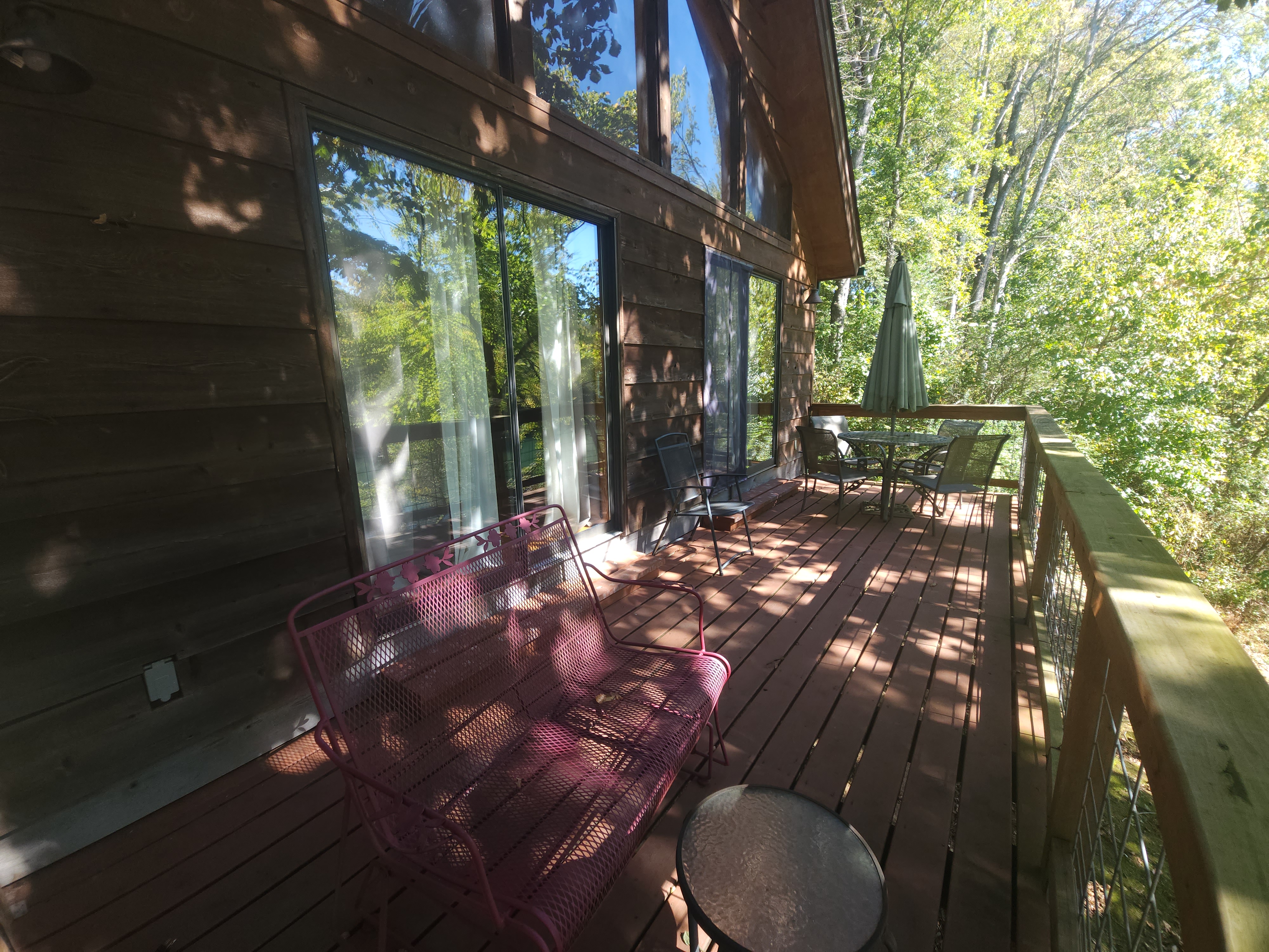 Weaver’s Trout House – Angler’s Dream with Private Dock on Little Red River