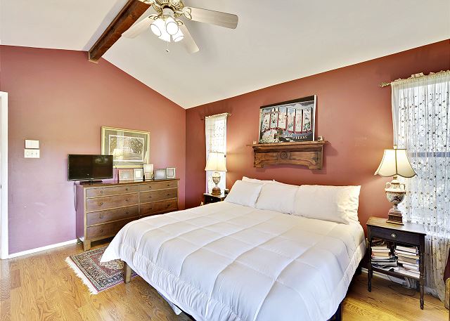 Master Bedroom with a king and possibility to add a Front Gate twin