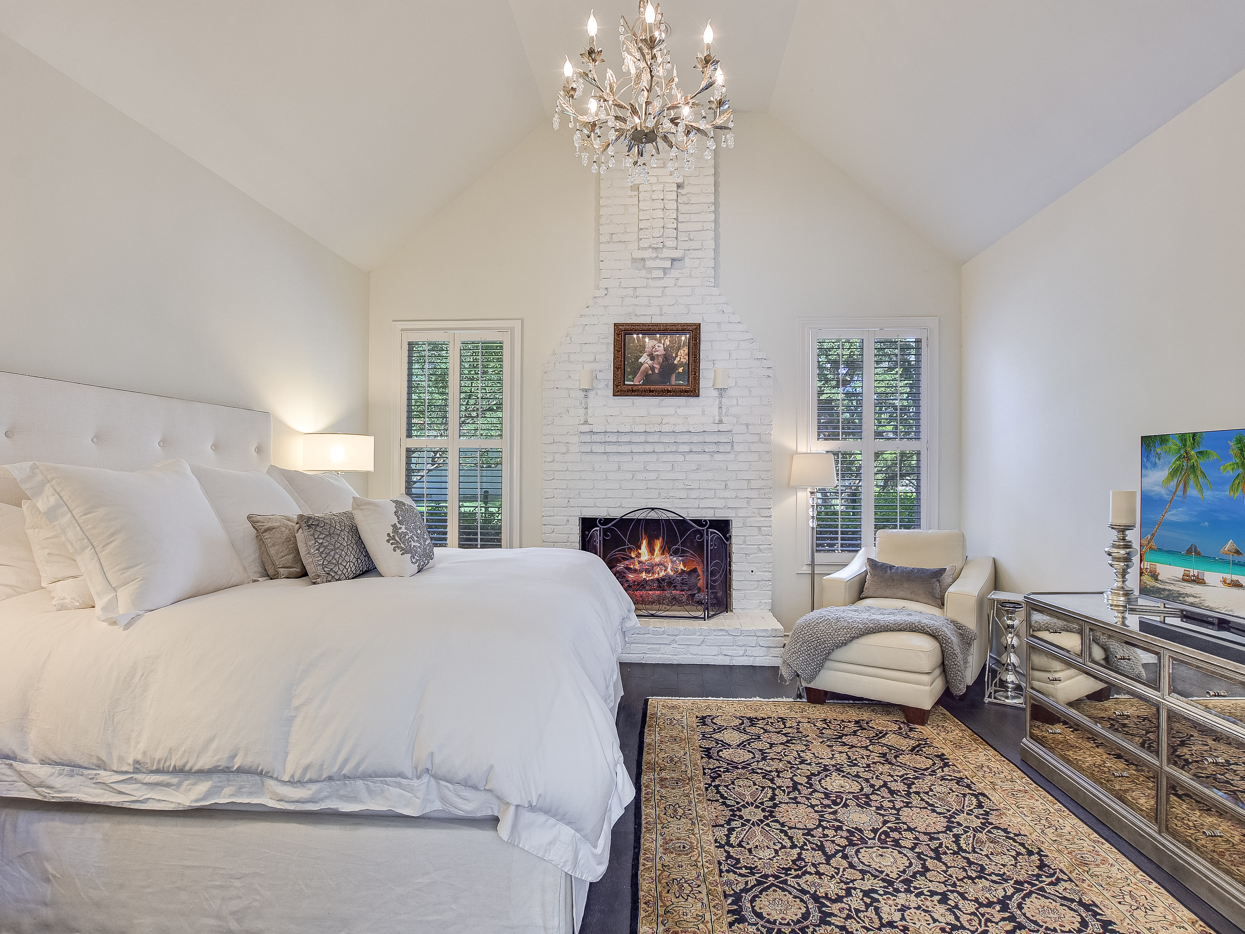 Above Austin Country Club Estate | Photo 33