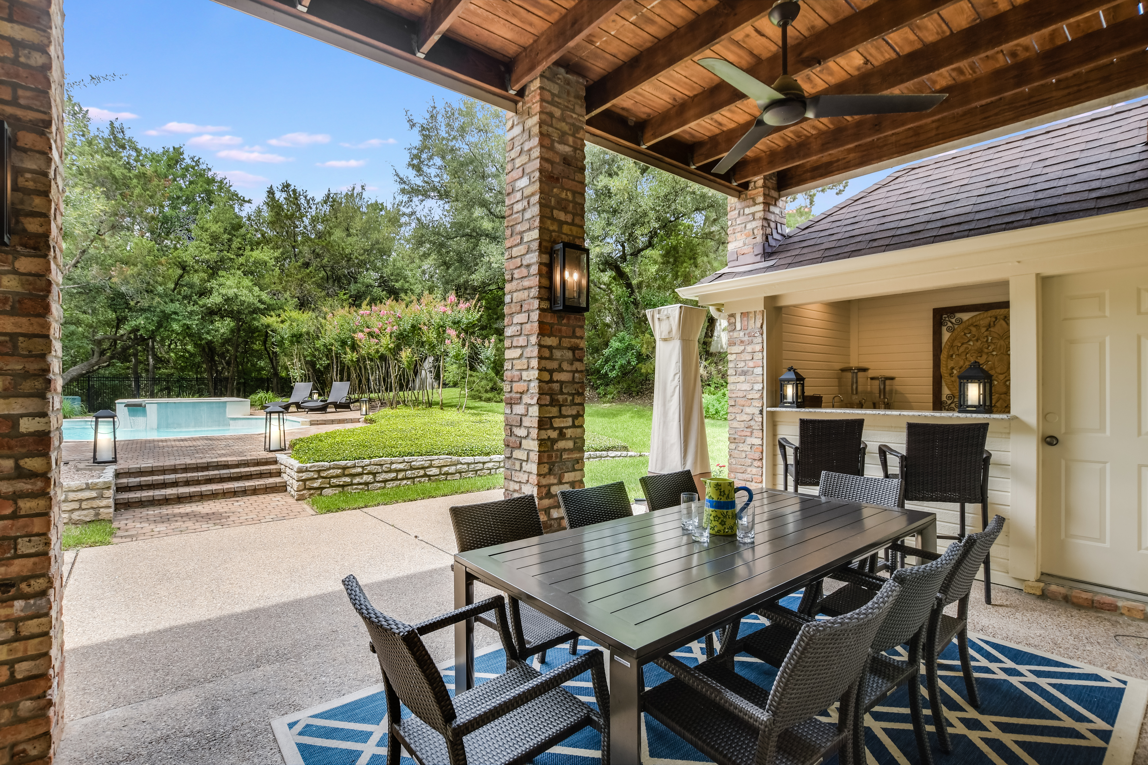 Above Austin Country Club Estate | Photo 11