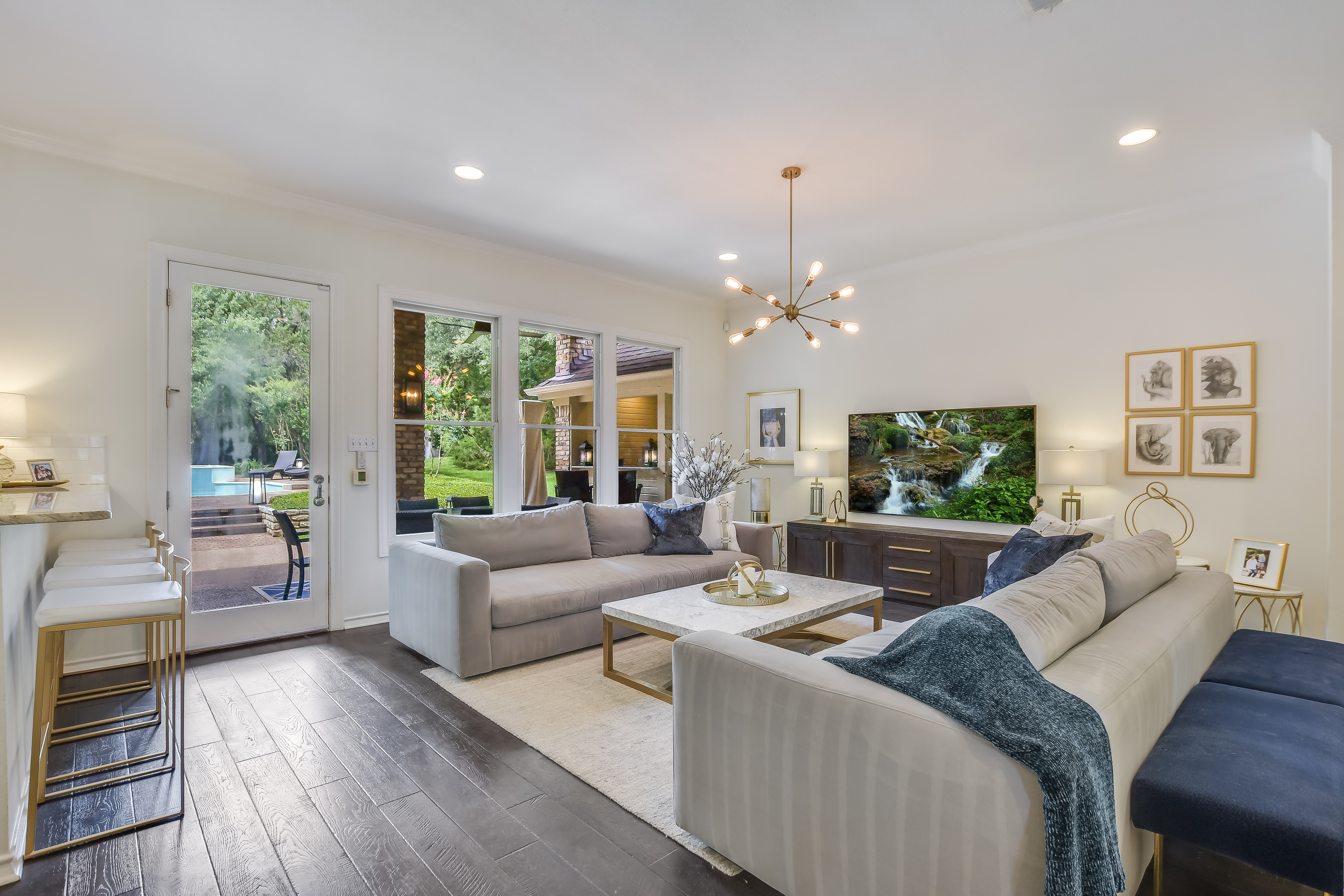 Above Austin Country Club Estate | Photo 16