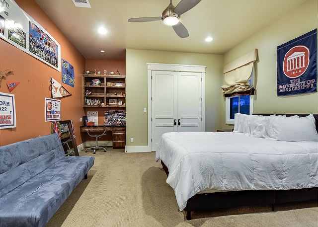 Queen Bedroom #3 - Upstairs