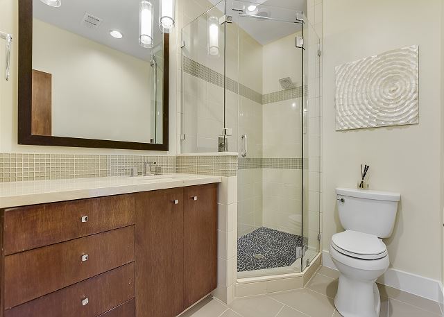 2nd Bathroom