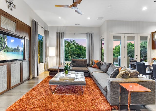 There is a beautiful and luxurious Great Room for all to relax and enjoy each others company.