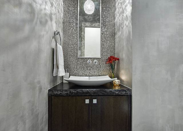 Powder Bath