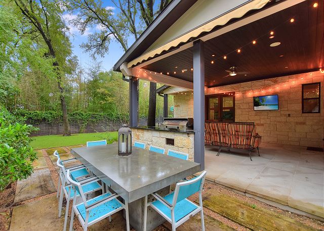 Have a nice dinner on the patio.