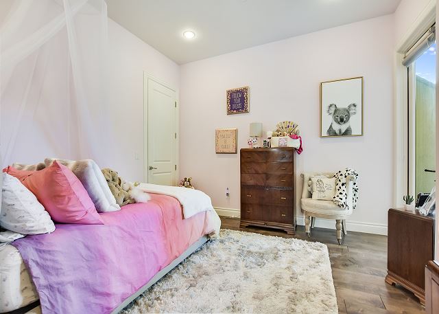 2nd Bedroom