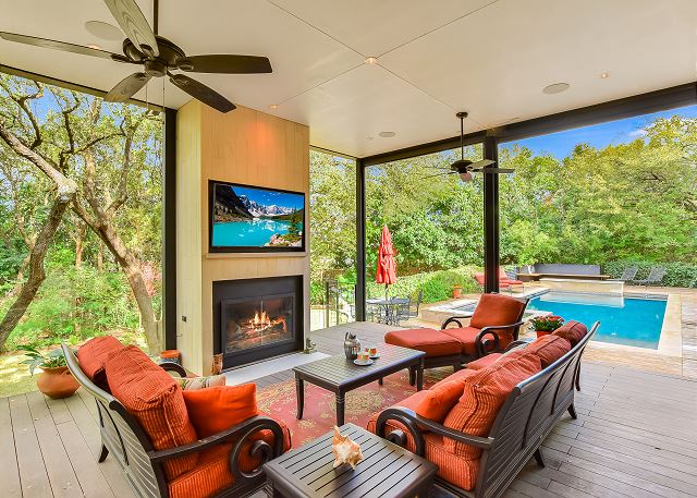 Outdoor Tv Room