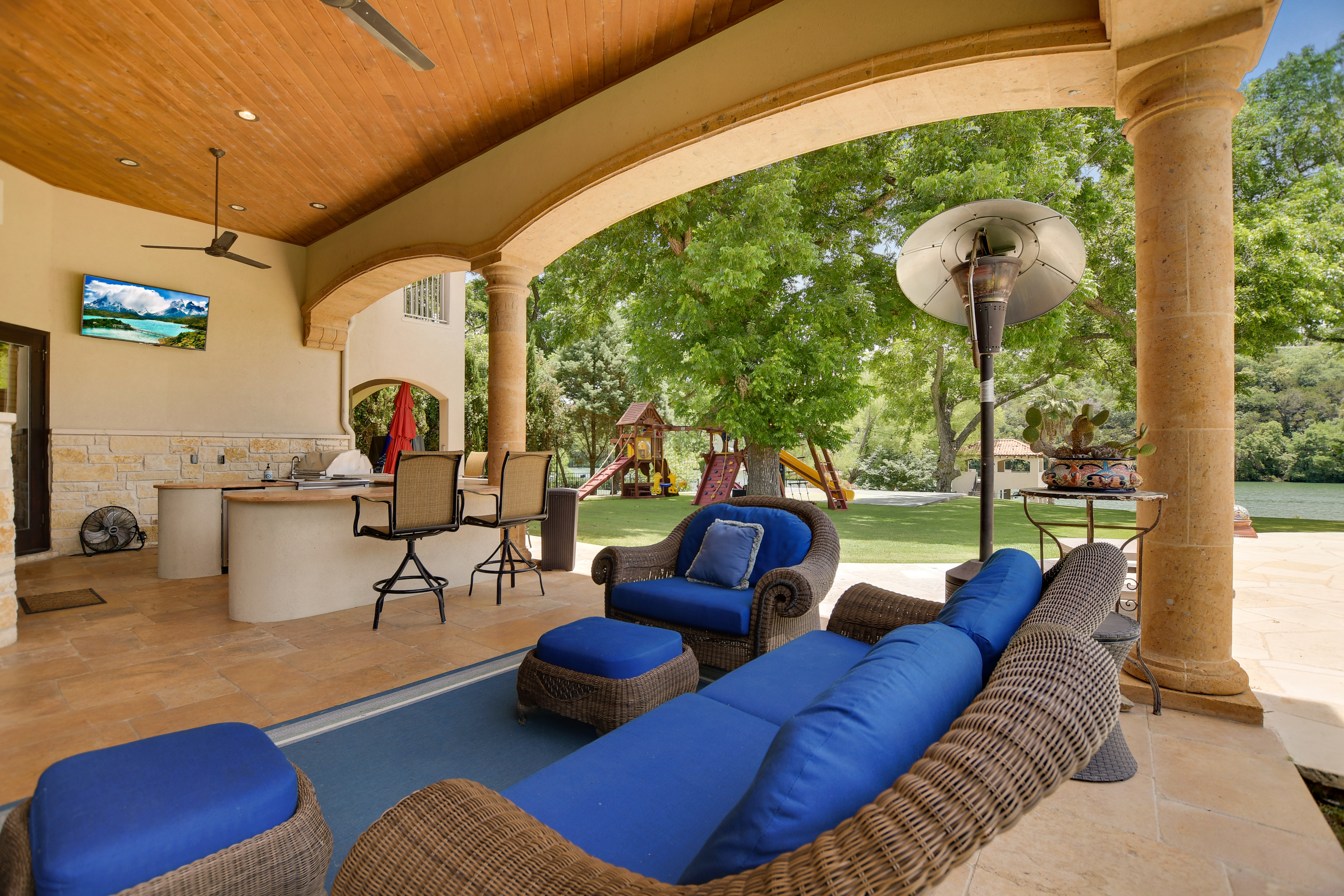 Above Austin Hacienda on Lake Austin | Photo 46