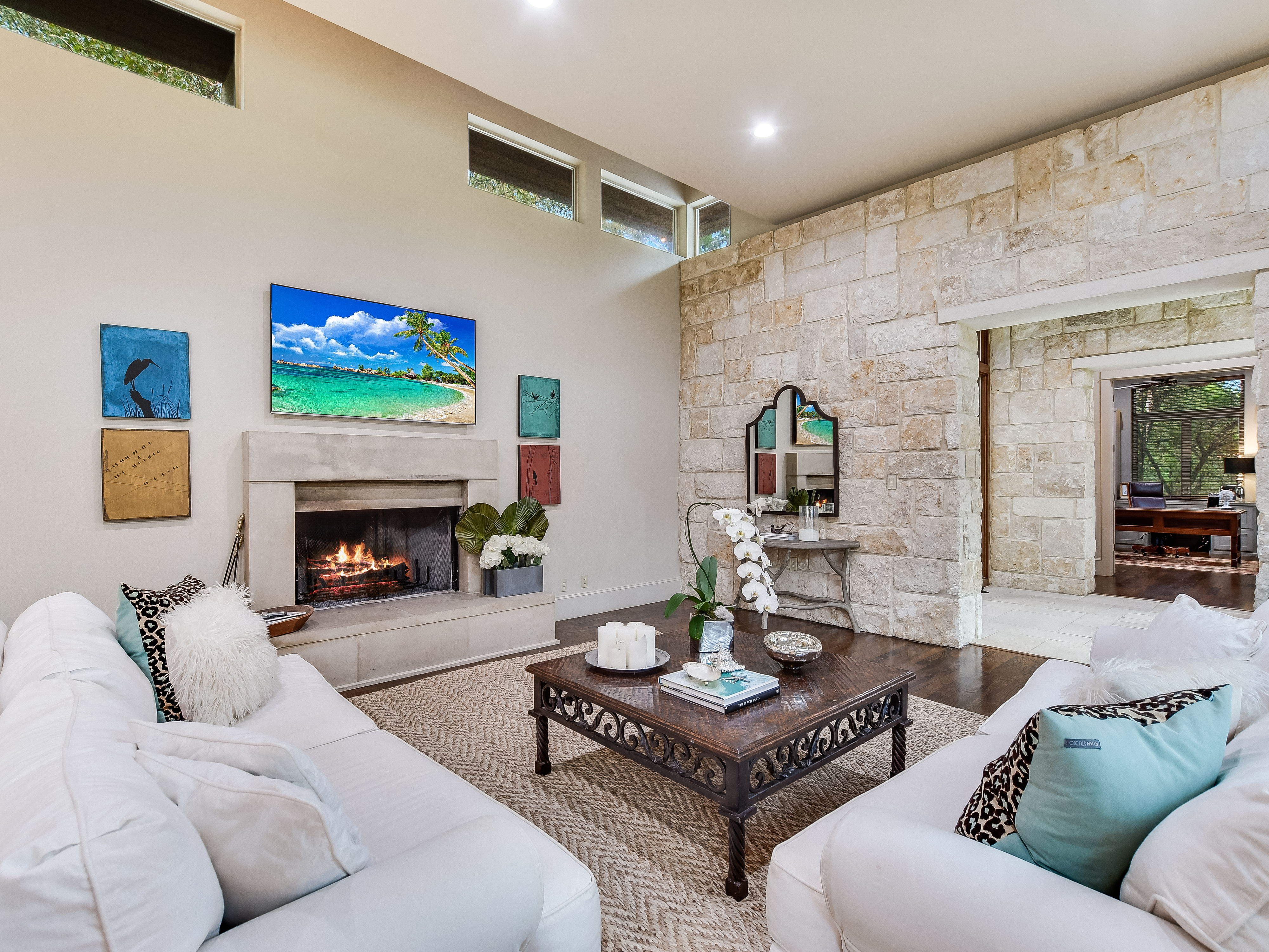Above Austin Longhorn Estate | Photo 25